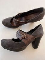 neue sehr schöne Clarks Pumps Gr. 39 grau-braun