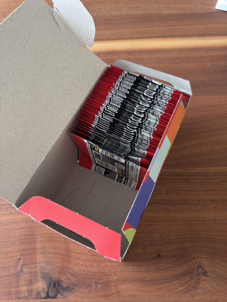 Panini Cartes à collectionner: 50 Panini Päckli (Halbe Box) – Neuf (Voir description) à Muri AG par Suti29 2