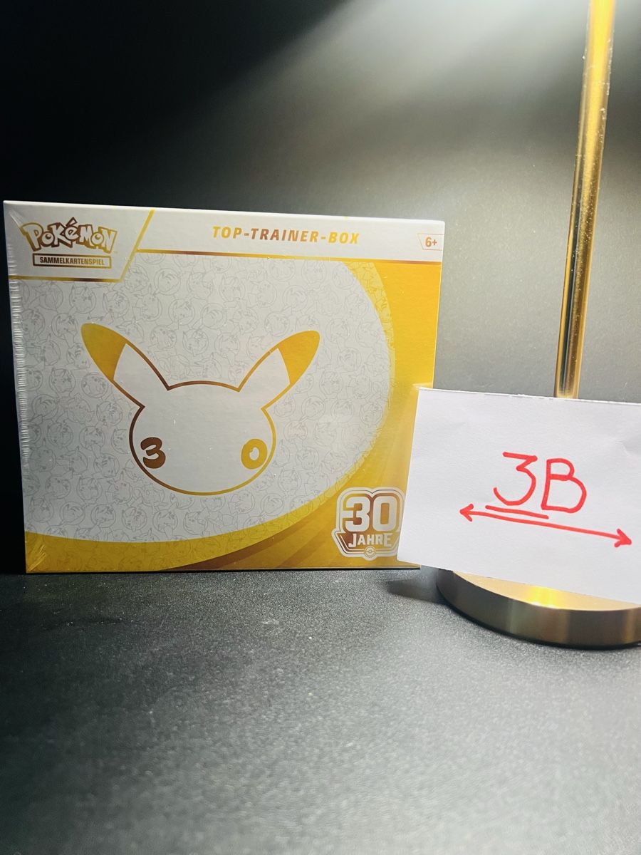 Pokémon Carte collezionabili: Pokemon Trainer-Box 30 Jahre  – Nuovo e nell'imballaggio originale da Goldach venduto da Milosg3