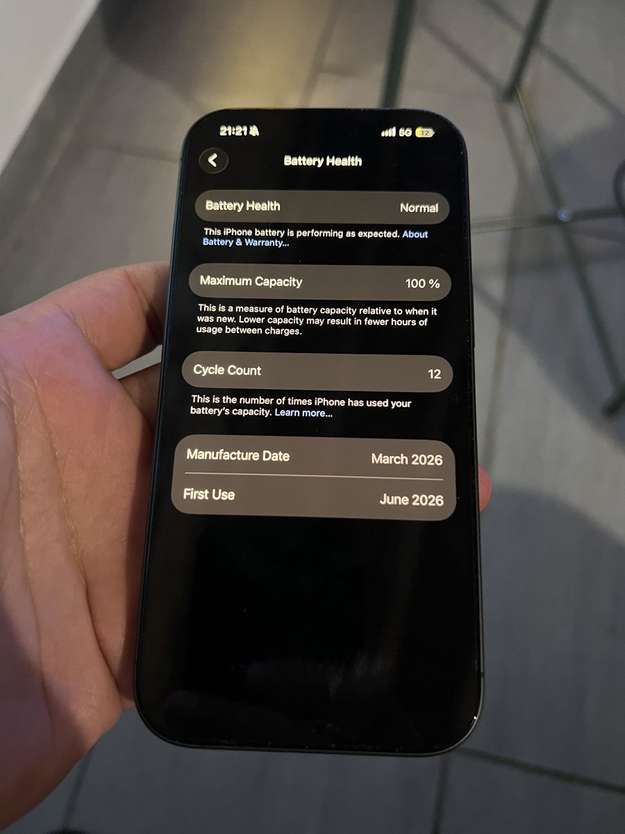 Apple Handys / Smartphones: iPhone 17 Black 256 Gb – Gebraucht aus Lausanne von Afaq 2