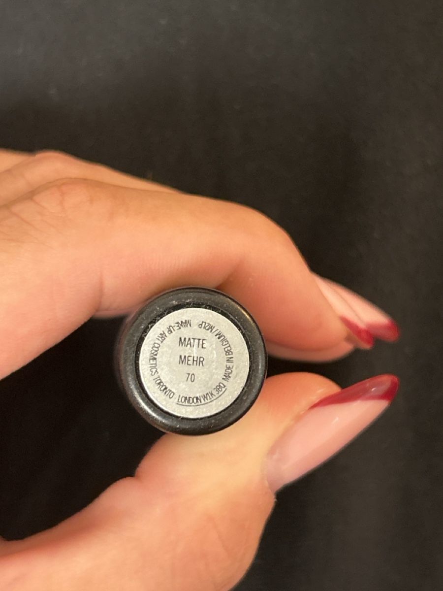 Mac Cosmetics Make-up: 4 MAC Lippenstifte Matte verschiedene Farben gebraucht – Usato da Ebikon venduto da vono.i 4