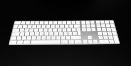 Apple Magic Keyboard mit Ziffernblock - QWERTZ (CH) wie NEU