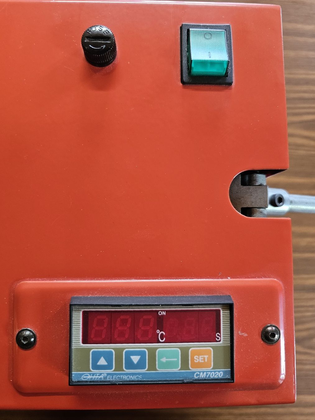 Tutte le macchine: KLEGA Multimug Tassenpresse – Usato da Meisterschwanden venduto da Hummer21 6