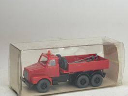 EX- Wiking Volvo Abschleppwagen rot