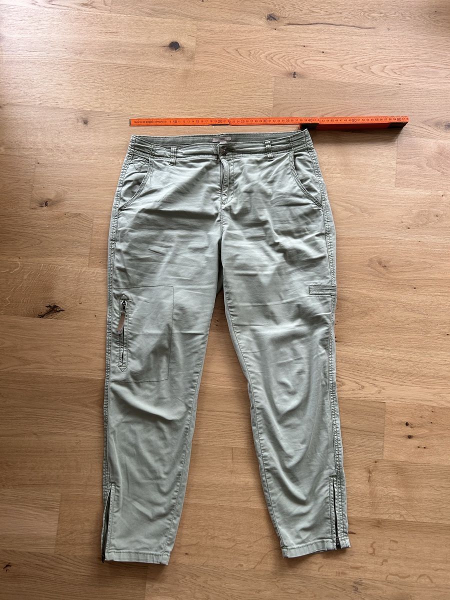 Esprit Pantaloni: Esprit Hose Grün – Nuovo (secondo la descrizione) da Herisau venduto da trainee0102 1
