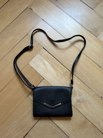Kunstleder Umhängetasche schwarz