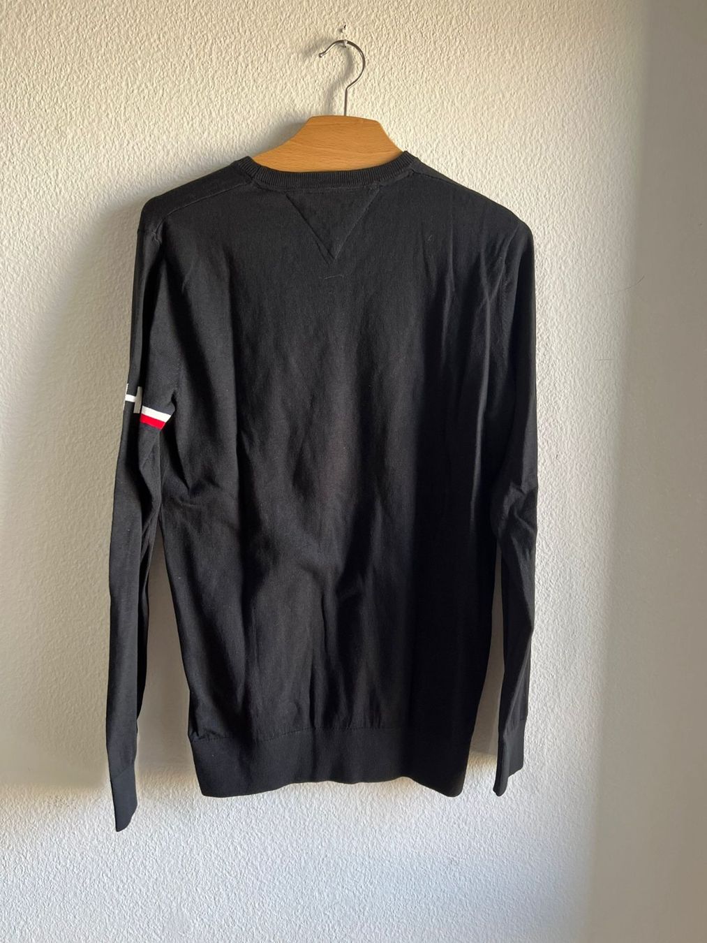Tommy Hilfiger Maglioni & Felpe: Tommy Hilfiger Pullover schwarz – Nuovo (secondo la descrizione) da Lupfig venduto da Pluribus 2