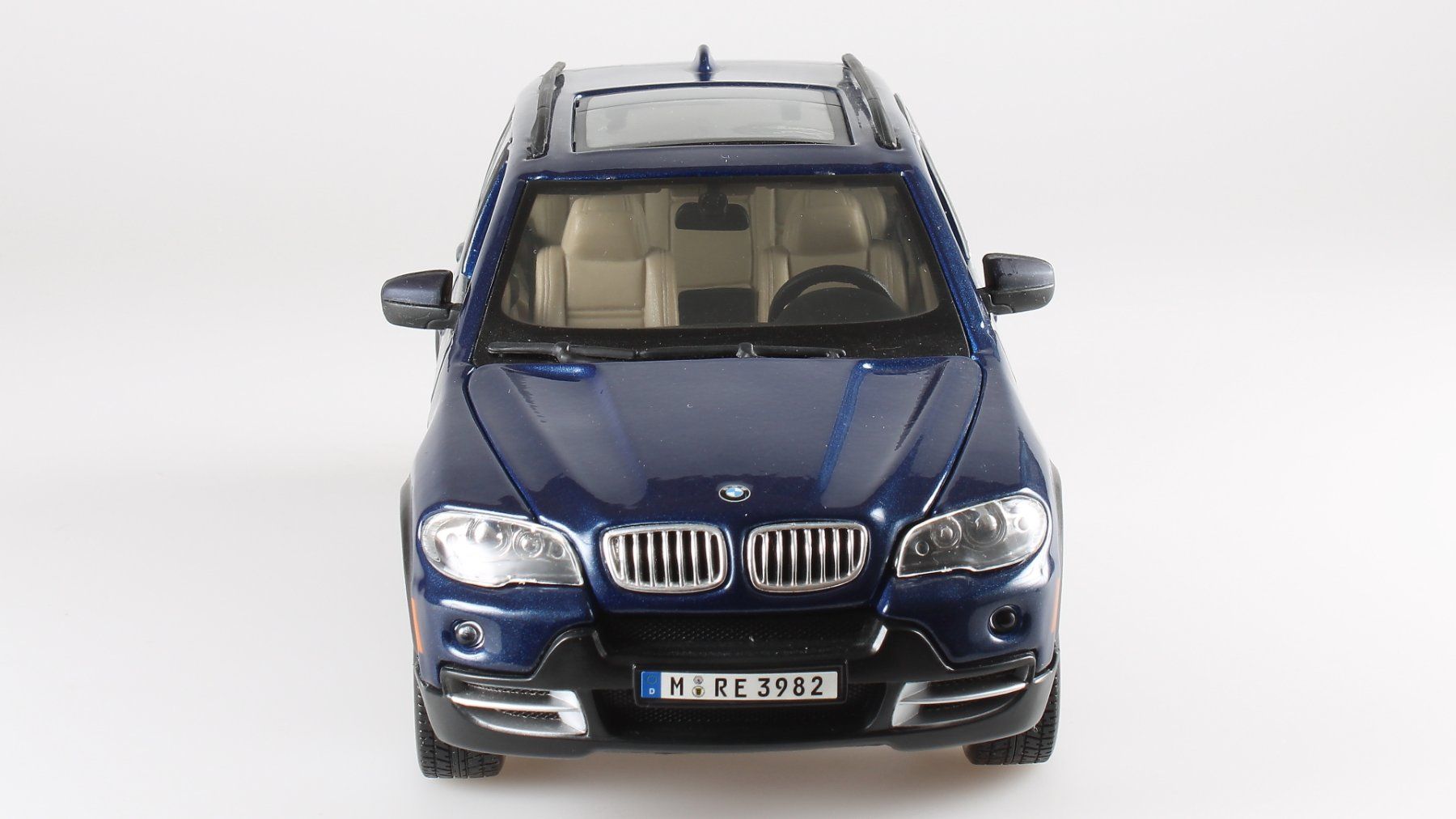Bburago Modellini d'auto: BMW X5 blau – Usato da Gossau SG venduto da mifab 4
