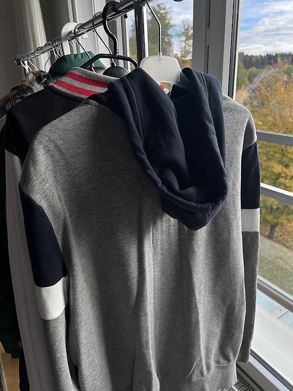 Giacche: Stoffjacke C&A blau-grau-weiss Gr. L – Usato da Effretikon venduto da kia_c6fv 1