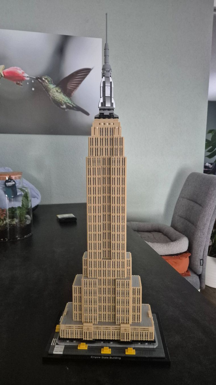 Lego Kit di costruzioni: Lego Architecture - Empire State Building 21046 – Usato da Freienstein venduto da Murloc