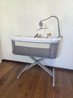Babybett mit Matratze-Bettwäsche und Mobile