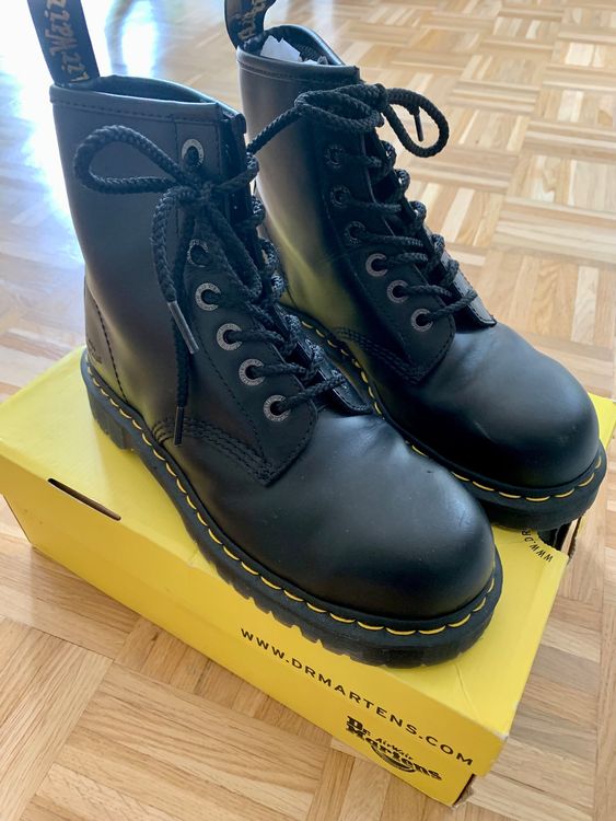 Doc martens for outlet dogs