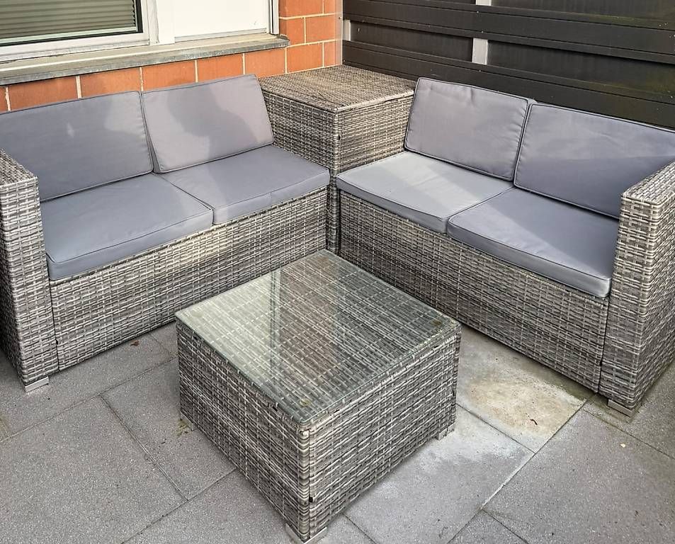 Divani: Rattanlounge grau/anthrazit – Usato da Stansstad venduto da M.Ineichen 1