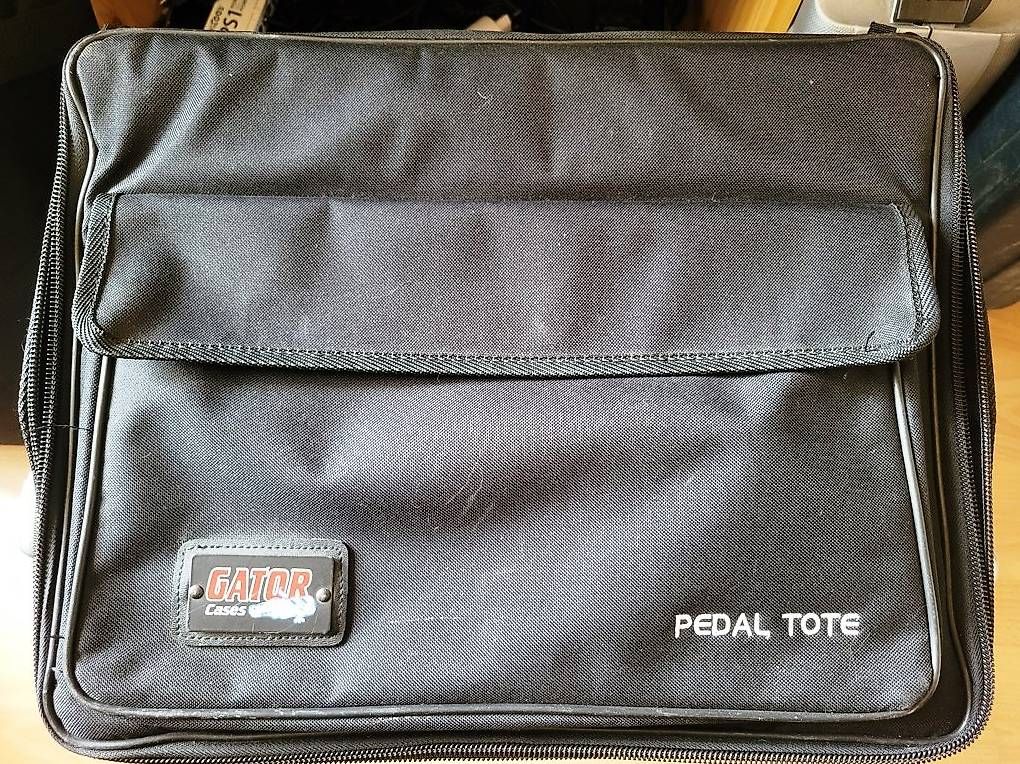 Strumenti musicali: Gator GPT Pedalboard mit Tasche – Usato da Oberkulm venduto da Karl4212 2
