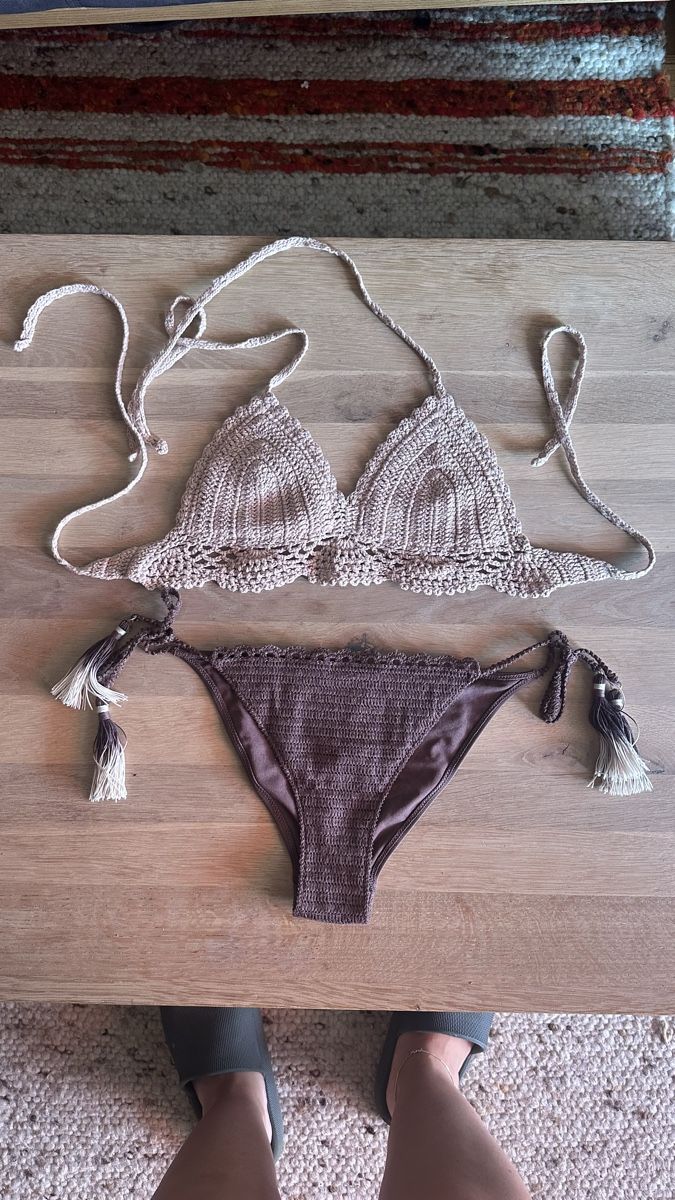 H&M Costumi da bagno & Bikini: H&M Häkel Bikini Braun/Beige Gr. 36/M – Usato da Winterthur venduto da whatdreamz