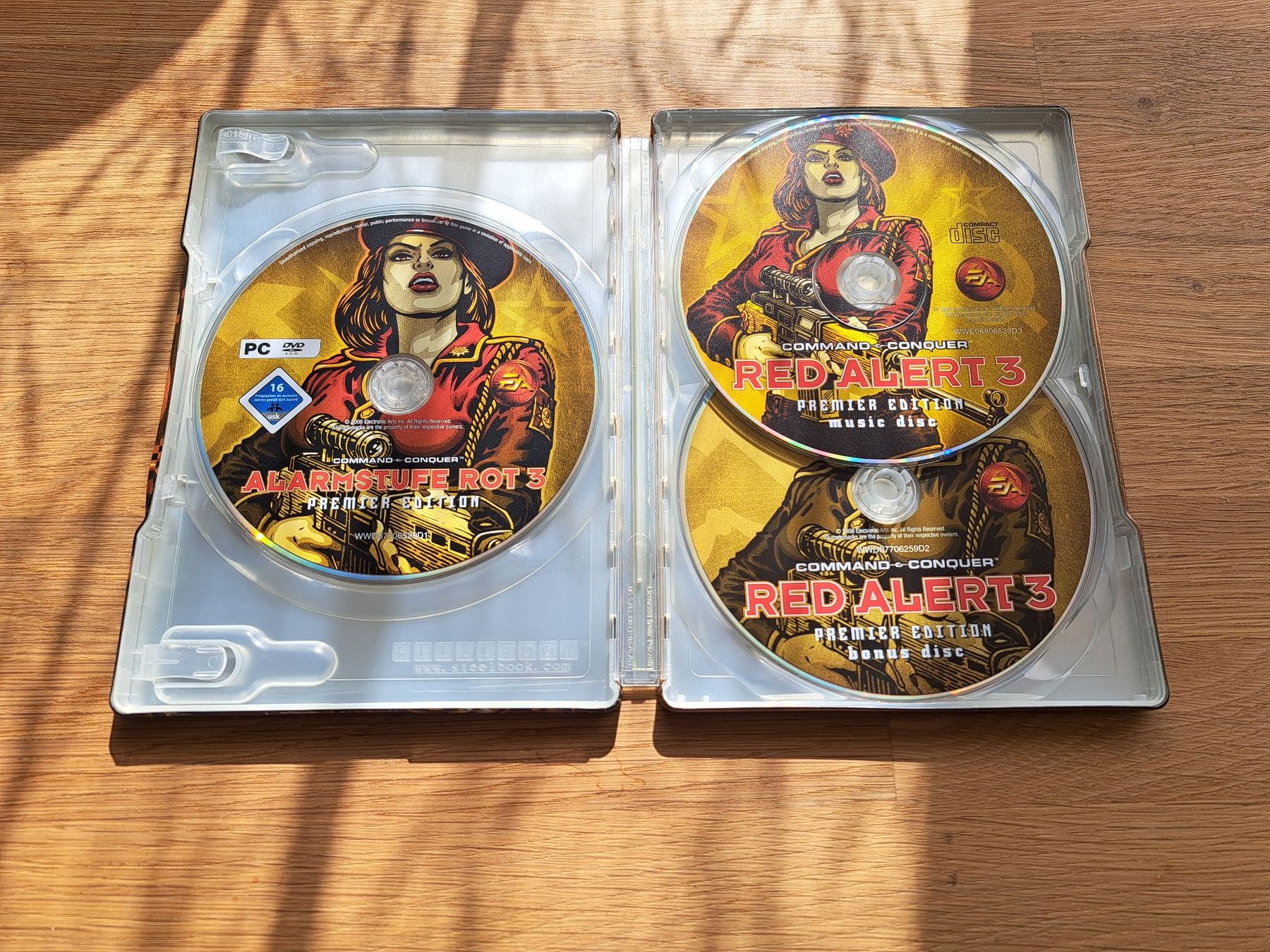 Command & Conquer Red Alert 3 Premier Edition DVD PC (Gebraucht) in ...