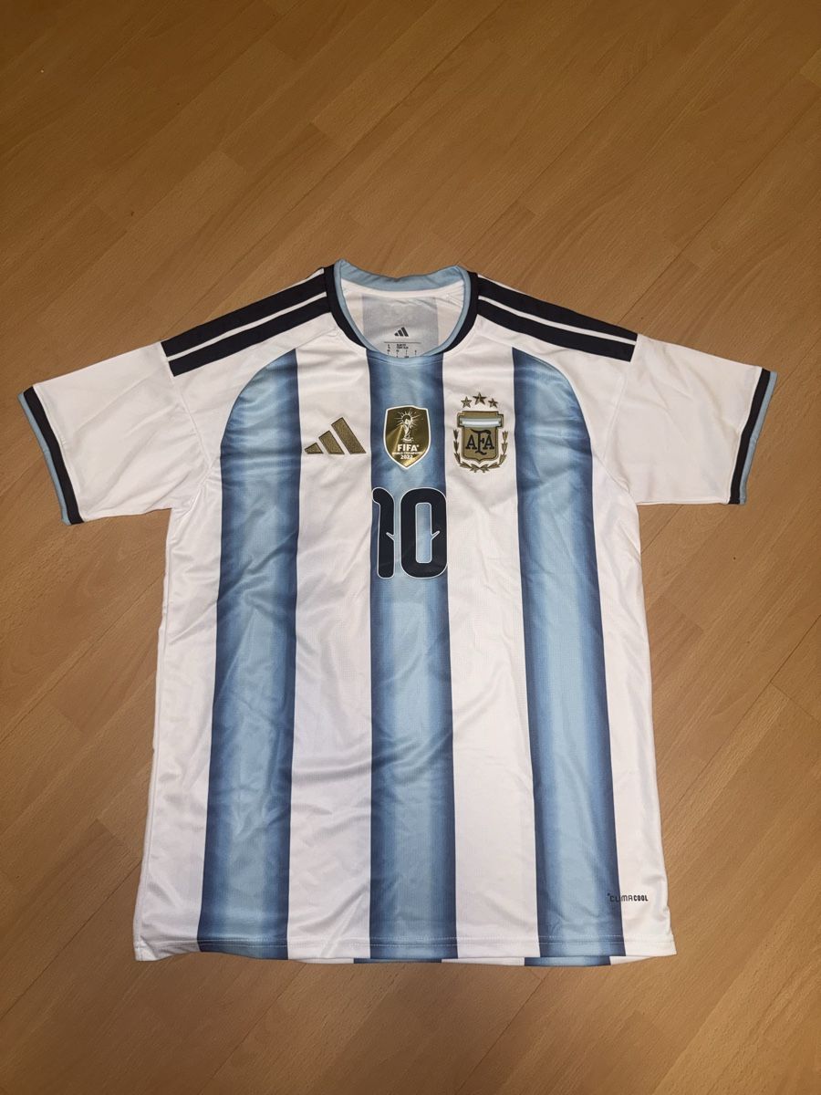 Adidas Canottiere & Pantaloni: Argentina Trikot Messi 10 Grösse L – Nuovo (secondo la descrizione) da Au SG venduto da Dadi_Mkd