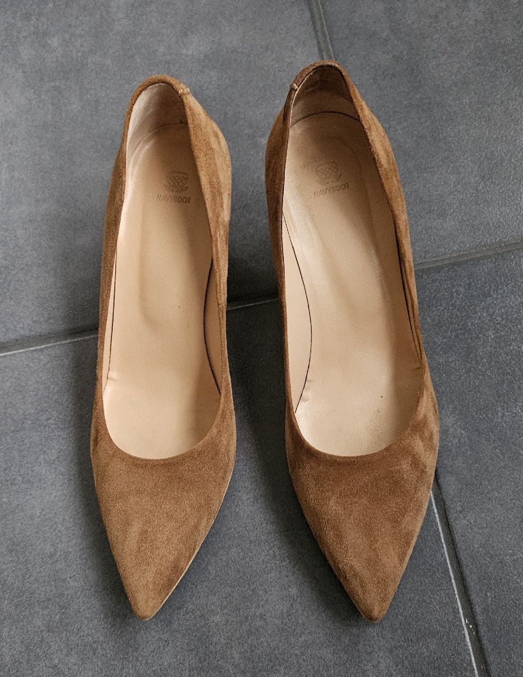 Navyboot Damenschuhe: NAVYBOOT Leder Pumps  – Gebraucht aus Dübendorf von mutti66 1