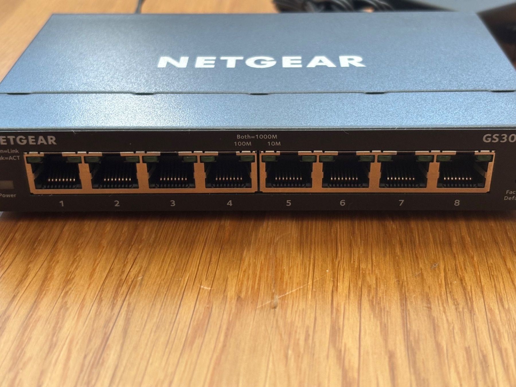 Netgear Modem & Router: NETGEAR 8-Port Gigabit Smart Managed Plus Switch GS308E – Usato da Schötz venduto da remo8239 1