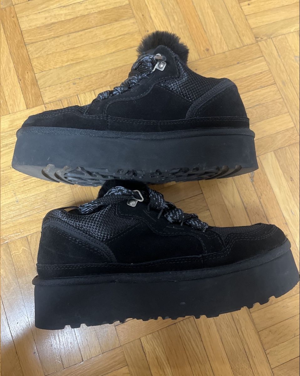 Ugg Scarpe da donna: Lomwel Uggs – Nuovo e nell'imballaggio originale da Wetzikon ZH venduto da eli_kg9j 1