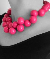 Halskette BALLSMANIA BY MIRTA BIJOUX elastisch Harz pink