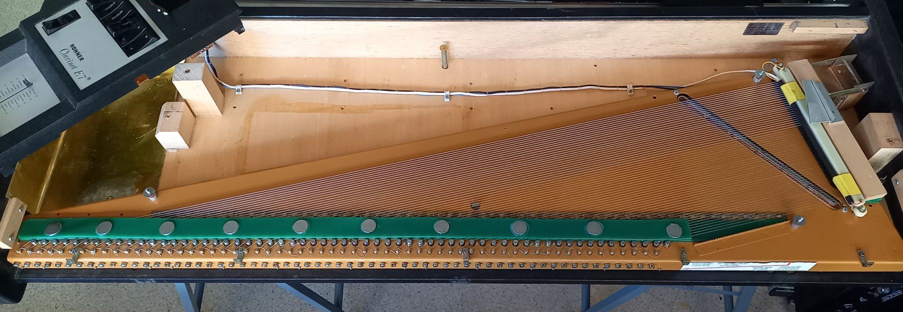 Hohner Strumenti musicali: Hohner Clavinet E7 – Usato da Luzern venduto da garlicia 7