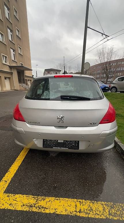 Peugeot Automobili: Peugeot 308 1.6i – Usato da Prilly venduto da oma_f7wq 2