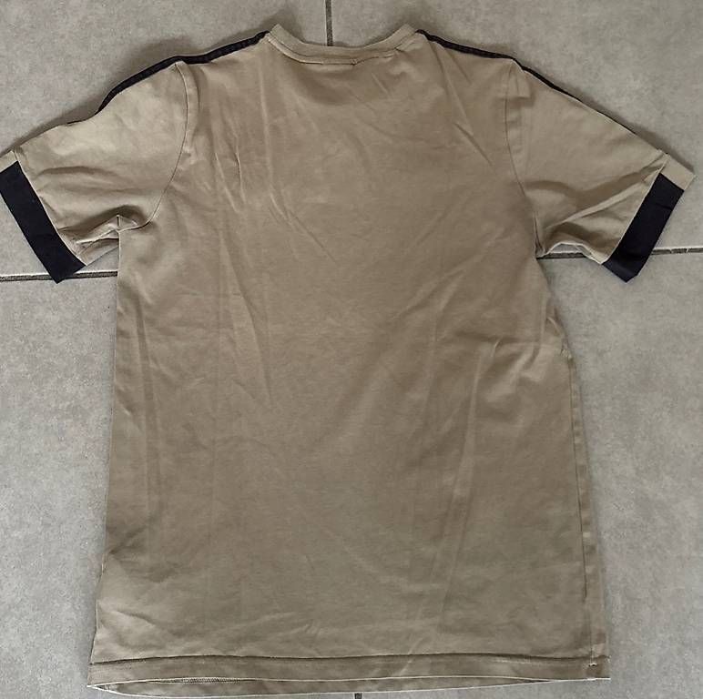 T-shirt: T-shirt Juventus taille M  – Usato da Confignon venduto da meg_qb7b 1
