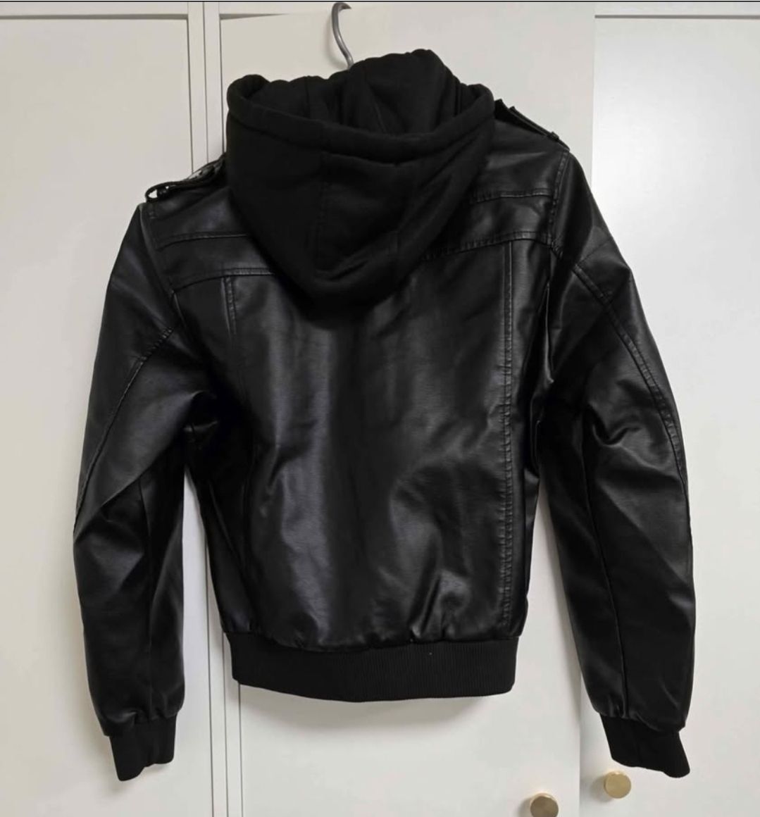 Giacche: Fake Leder Jacke mit Kapuze Gr. S – Nuovo e nell'imballaggio originale da Schönengrund venduto da Lotusblume90 1