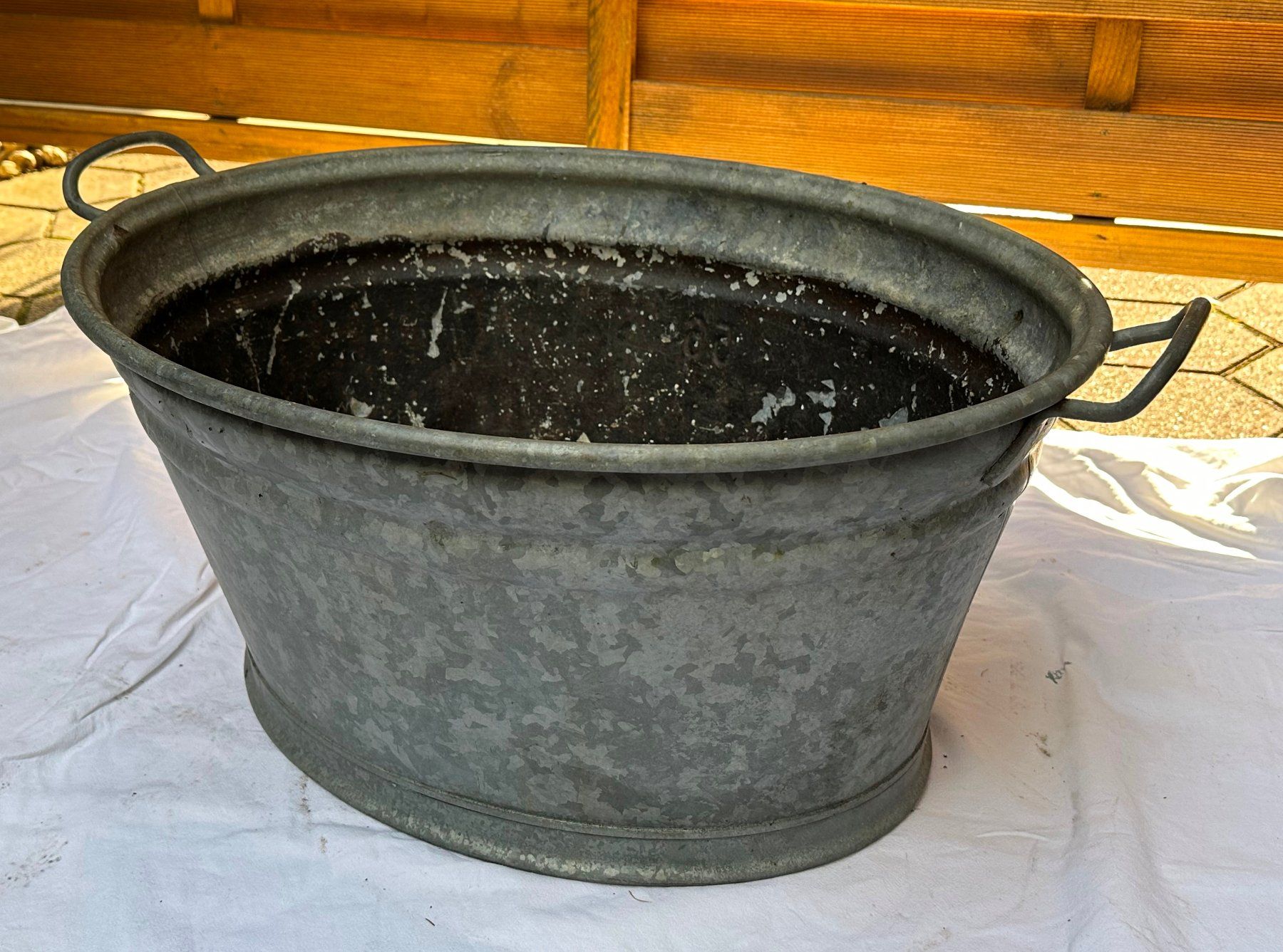 Sonstige Gartendekorationen: Alte Zink Zuber Gelte Eimer Wanne 56 Liter – Gebraucht aus Flüelen von Amazona03 7
