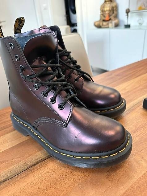 Scarpe da uomo: Dr Martens – Nuovo e nell'imballaggio originale da Lausanne venduto da lumiere1 1