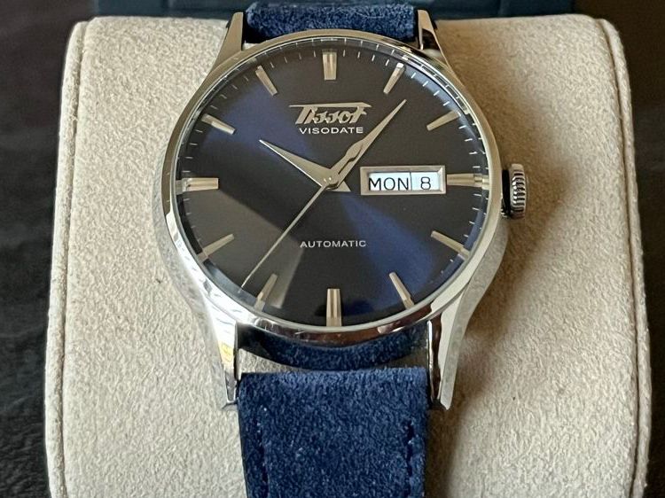 Tissot Orologi: TISSOT Heritage Visodate Automatic | 40mm | ab CHF 1.- – Usato da Zürich venduto da Atelier-Sablier