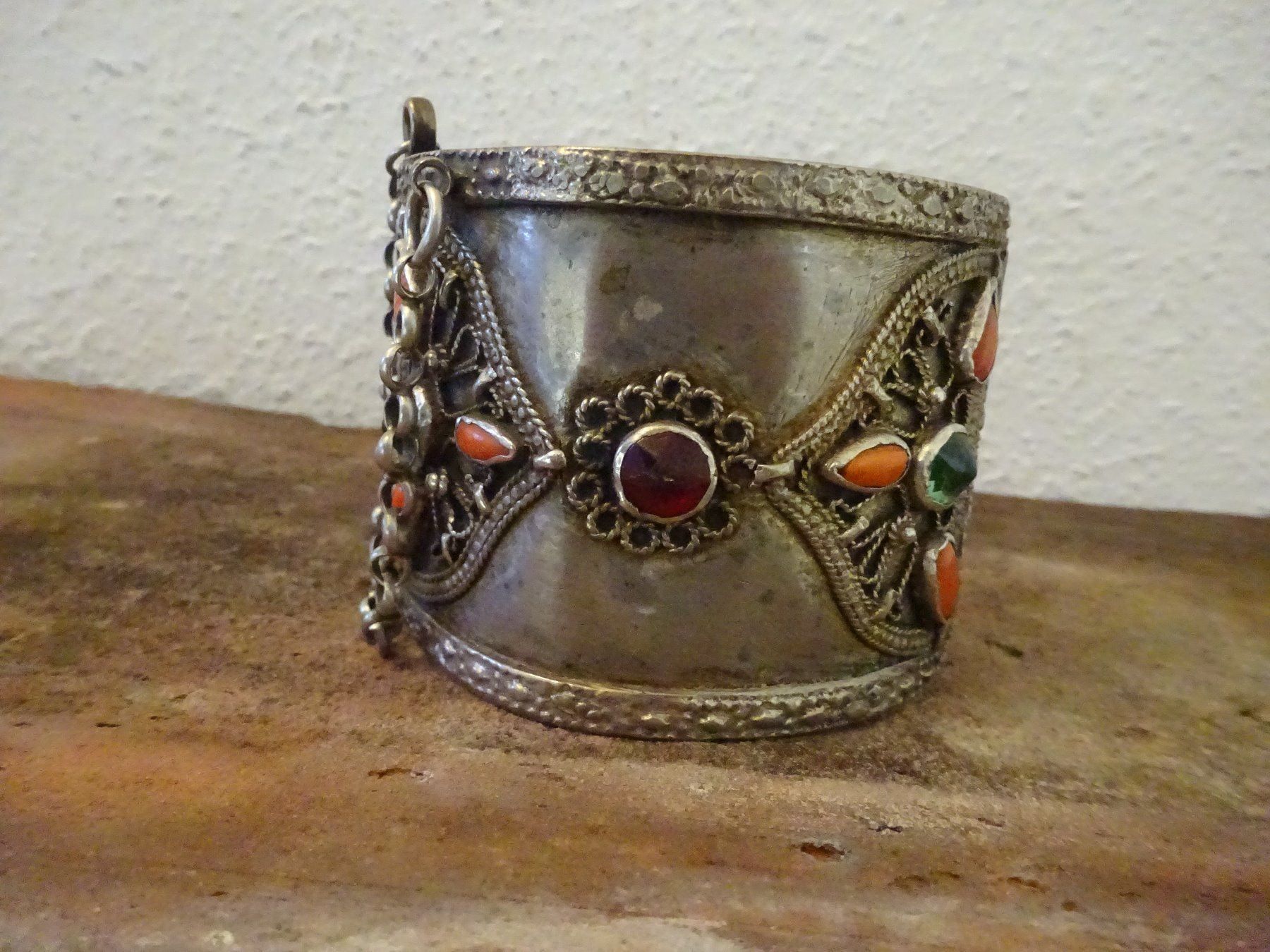 Bracciali & Braccialetti: Armreif Indien Koralle – Usato da Esslingen venduto da FetteSchnecke 5