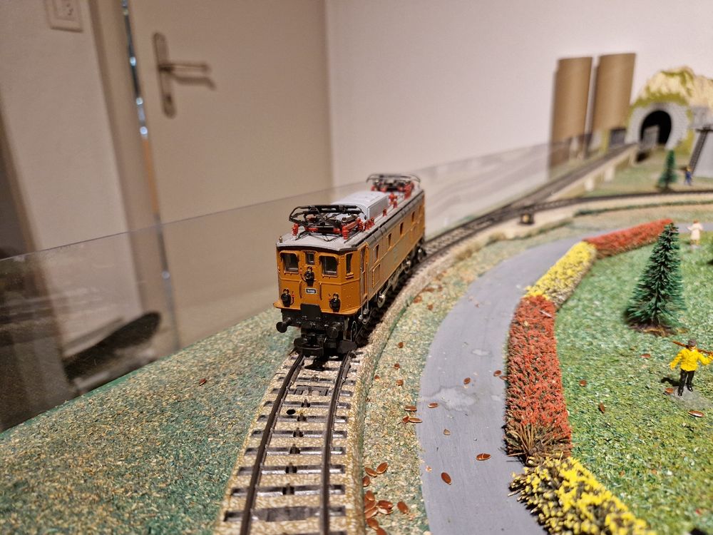 Märklin Trains électriques: Ae 3/6 Märklin H0 Lok – D'occasion à Hinterforst par Pontiac461 4