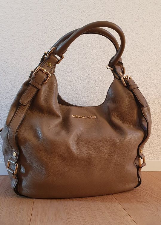 Michael kors bedford large hotsell shoulder tote