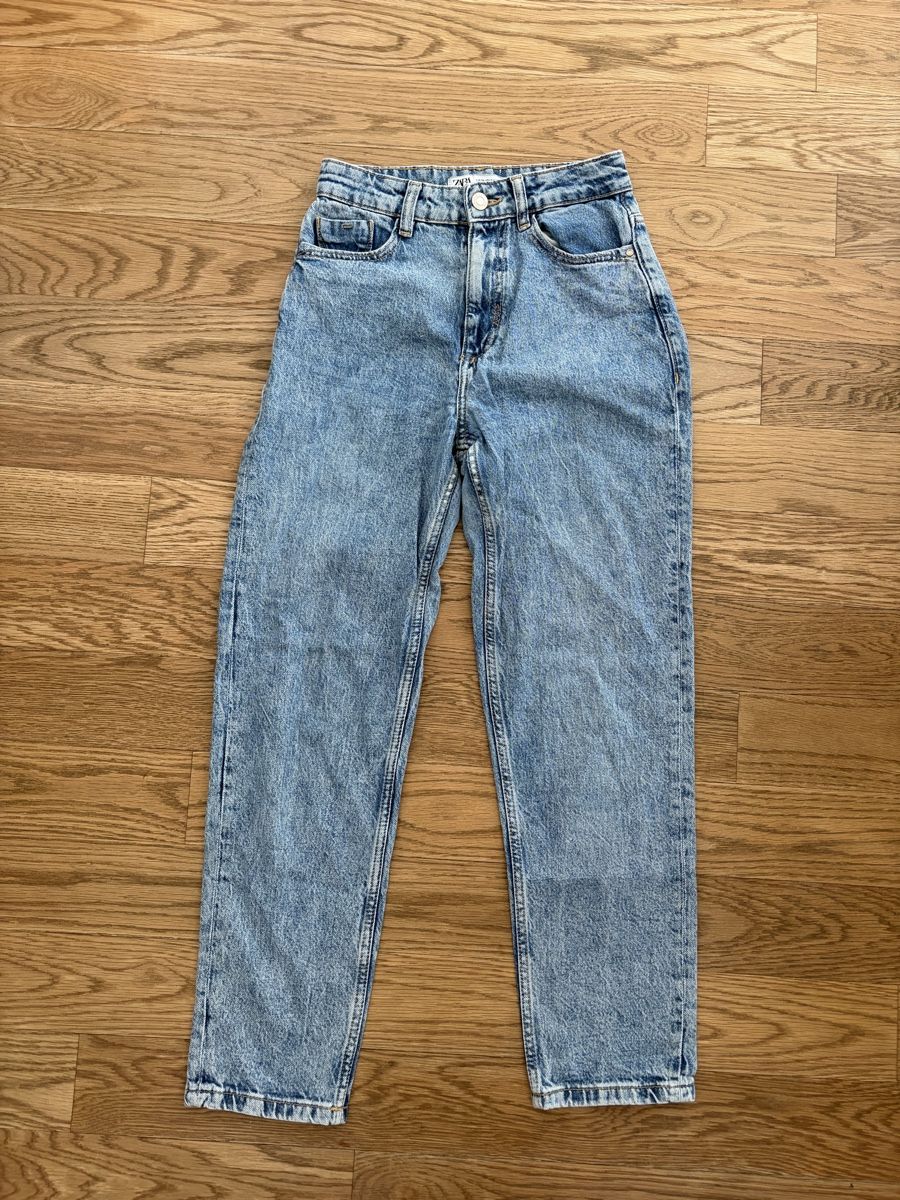 Zara Jeans: Mom Jeans Zara – Usato da Zürich venduto da liv_wyz7