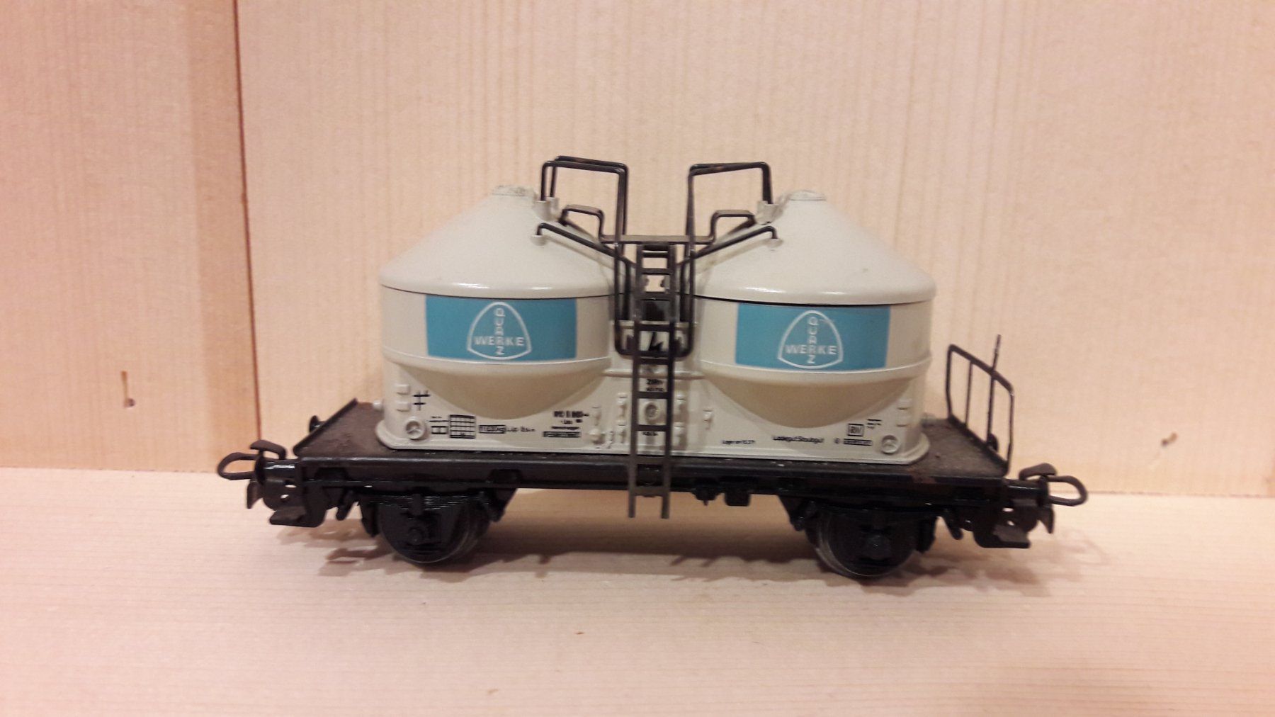 Märklin Modellini di ferrovie: Märklin HO AC : DB wagon silo "Werke..." – Usato da Buttes venduto da Cafe2005 1