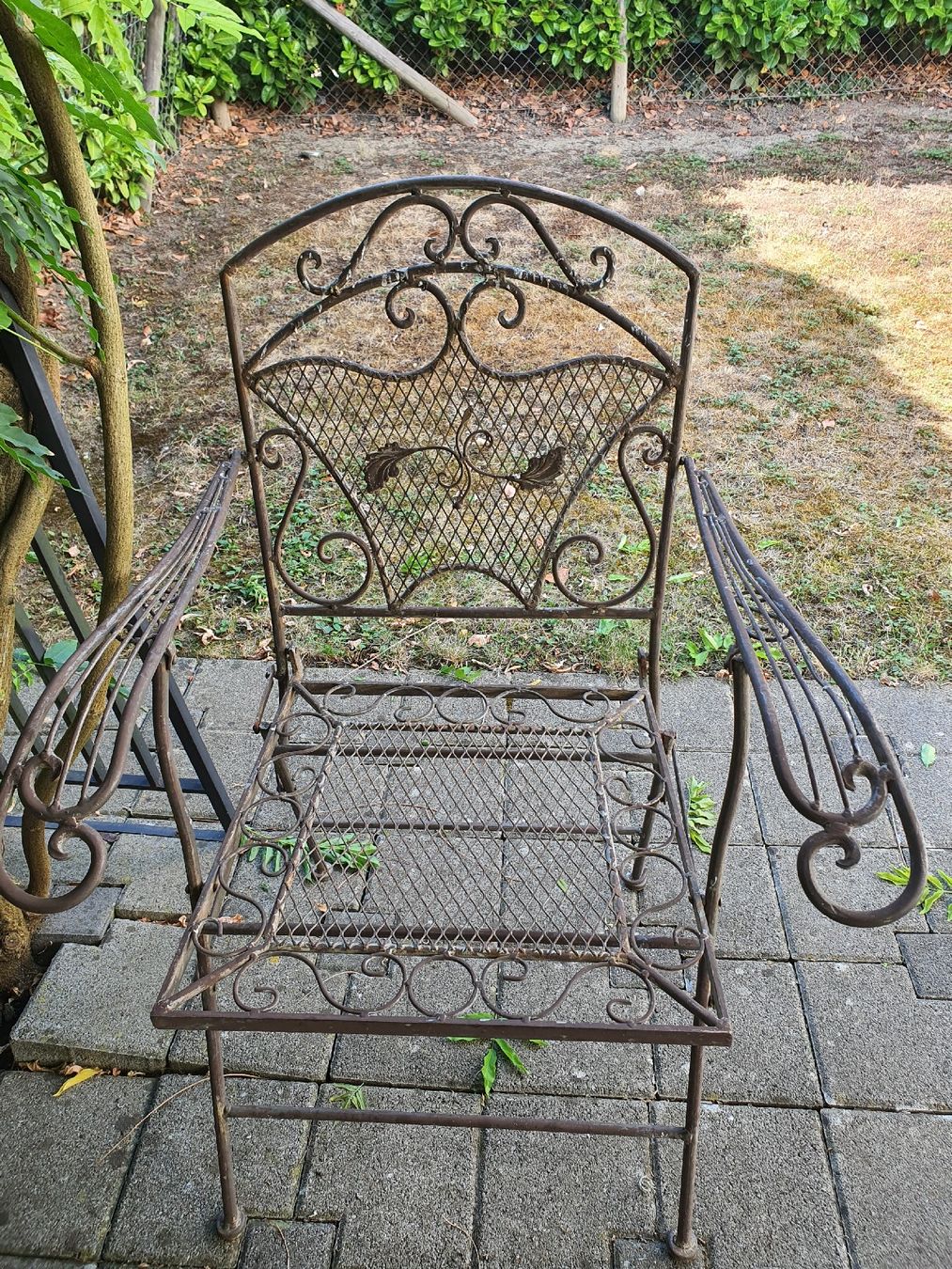 Set de table et chaises: Gartenmöbel aus Eisen – D'occasion à Suhr par Marisa_61