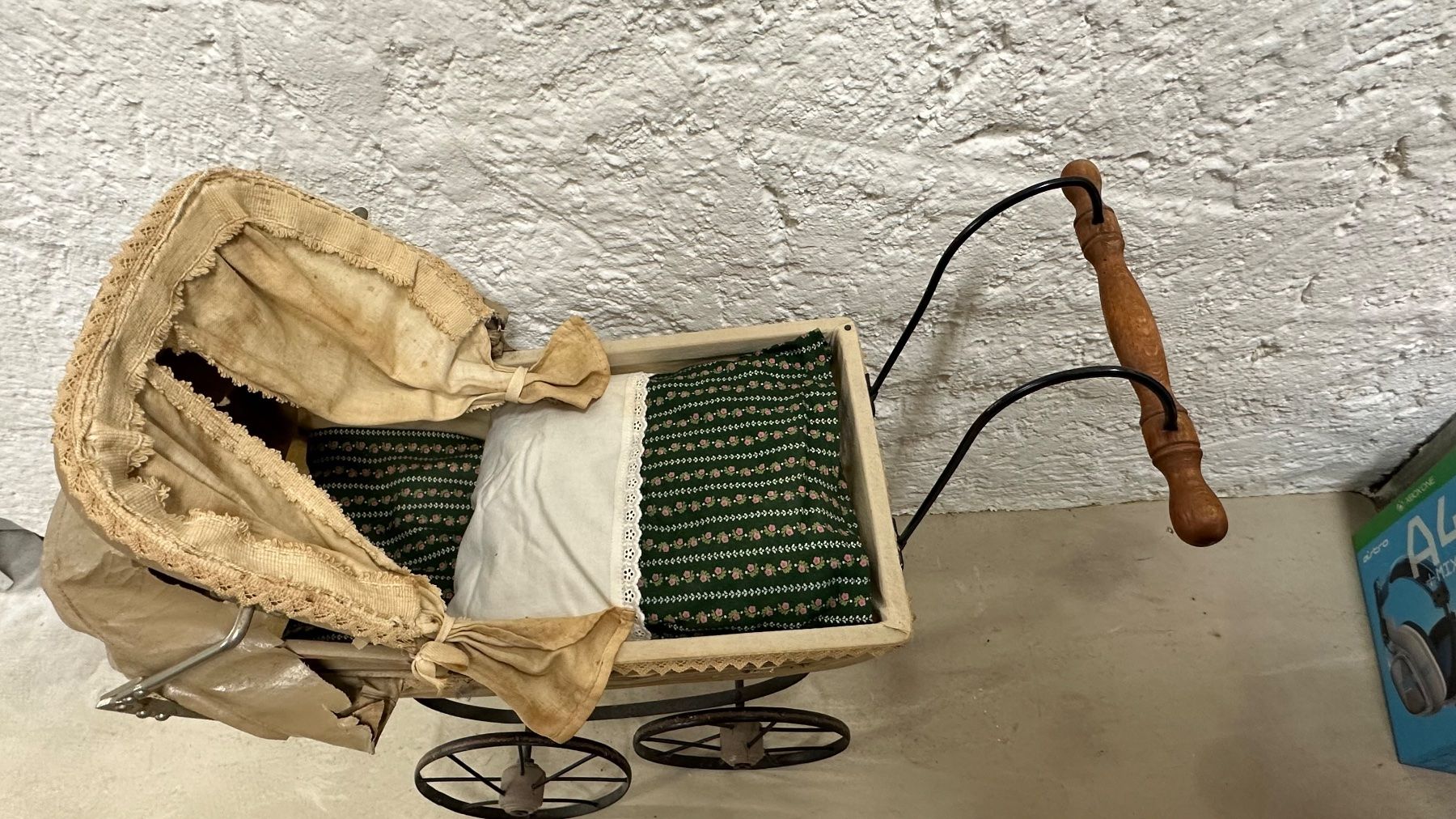 Carrozzine per bambole: Antiker Puppenwagen – Usato da Basel venduto da Tony2006 5