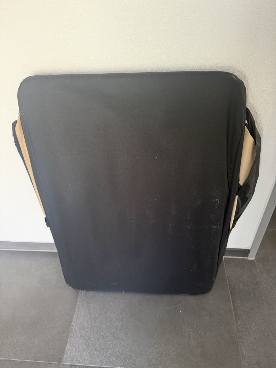 Cucce & Letti: Hunde Transportiert Box – Nuovo (secondo la descrizione) da Klingnau venduto da Trappola 3