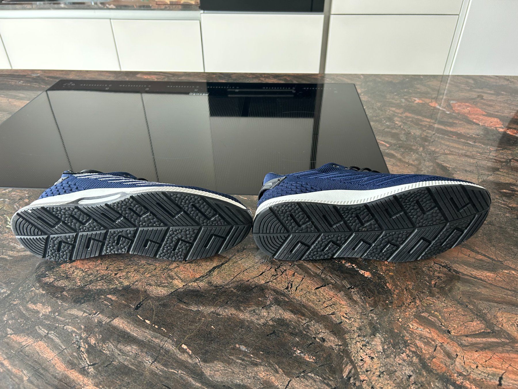 Scarpe da uomo: Neue blaue Herren-Elevator-Sneakers, Grösse 44 – Nuovo (secondo la descrizione) da Biberist venduto da kimi2002 2