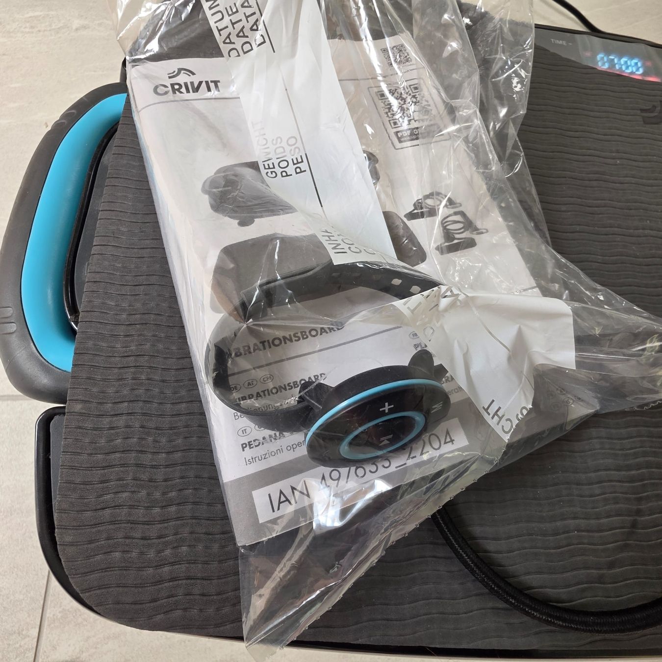 Hometrainer: Crivit Vibrationsplatte / Power Plate mit Zubehör – Usato da Rheinsulz venduto da Dred 4