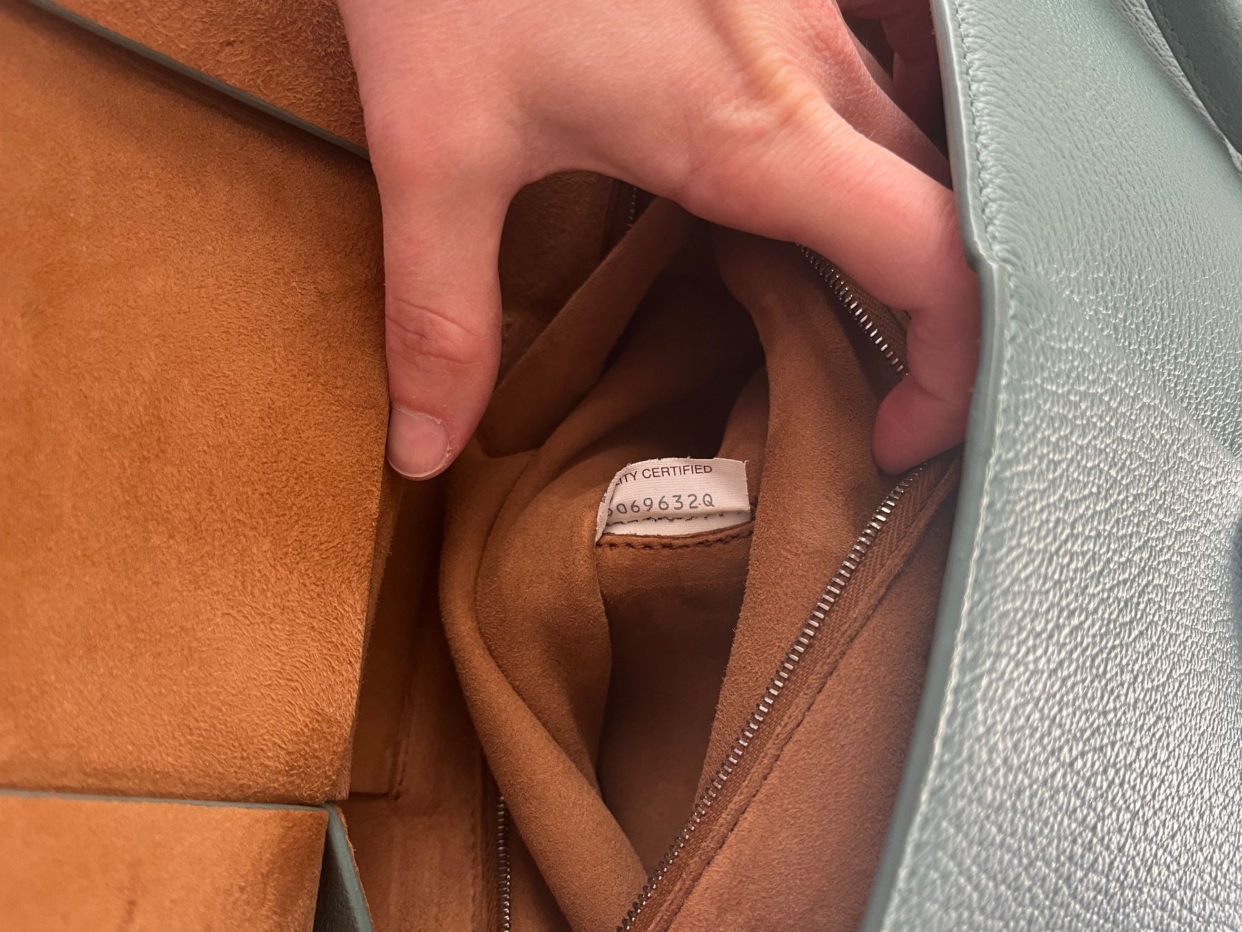 Bottega Veneta Taschen: Bottega Veneta Arco Tasche Medium – Neu (gemäss Beschreibung) aus Bern von chi_l5tm 5