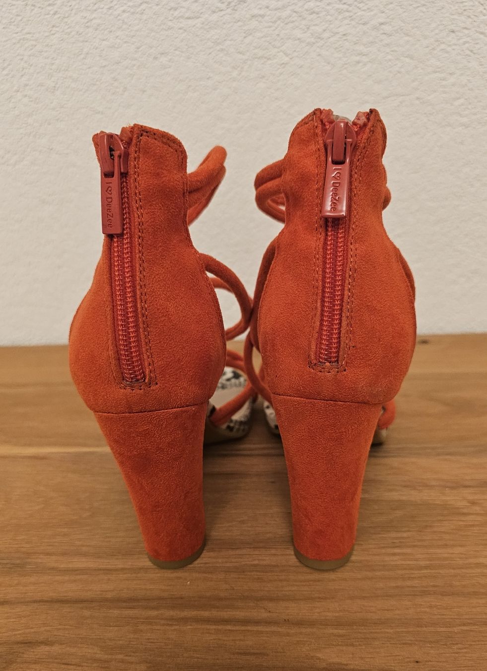Damenschuhe: Sandale orange – Neu (gemäss Beschreibung) aus Aarburg von Nadineprader 2