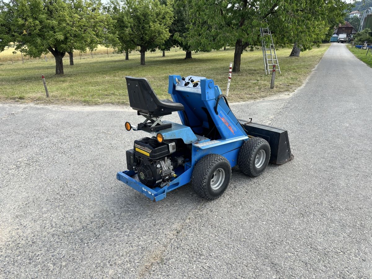Hoflader: Hoflader / Lader Motor Mulli  – Gebraucht aus Courgevaux von Querly 4