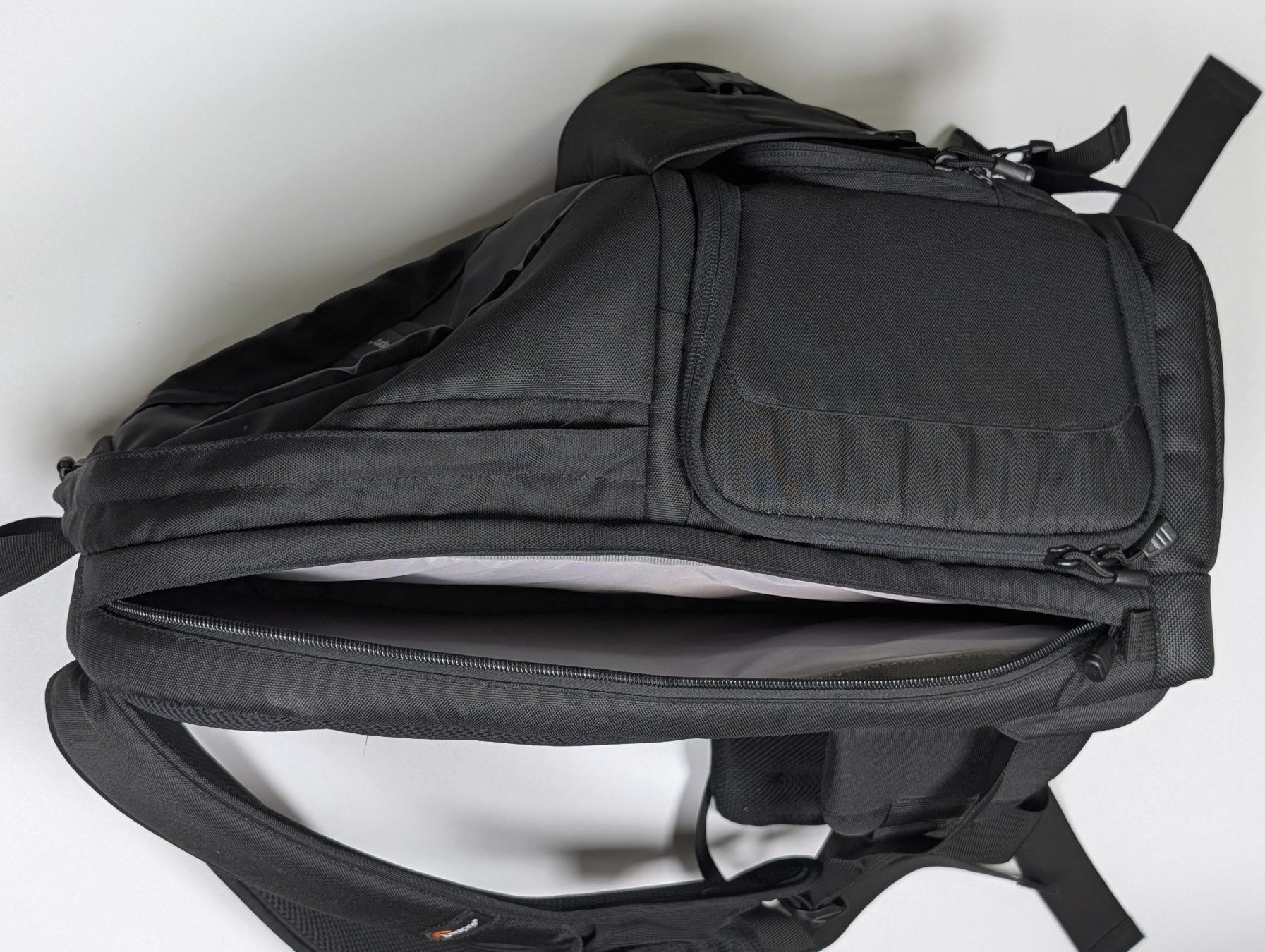 Lowepro Rucksäcke: Lowepro Fastpack 250 - gebraucht – Gebraucht aus Thalwil von miguev 5