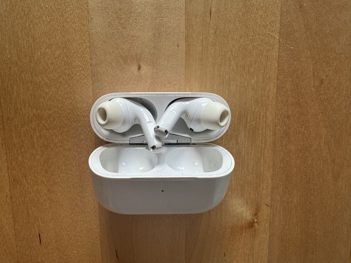 Apple Cuffie: Apple AirPods Pro 1. Gen Lightning  – Usato da Zürich venduto da mat_7zvg 2