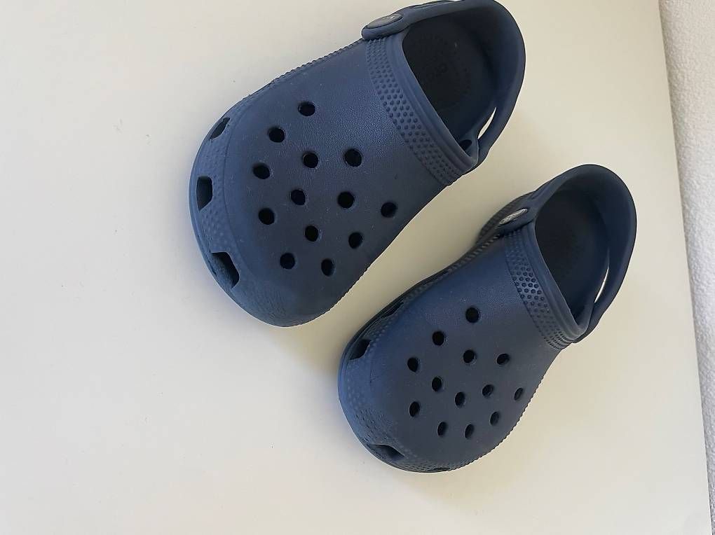 Scarpe per ragazzi: Crocs Grösse 28-29 – Usato da Glis venduto da SabrinaXA