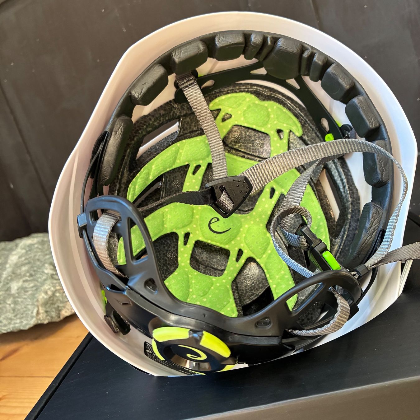 Edelrid Caschi: Edelrid Kletterhelm weiss – Nuovo (secondo la descrizione) da Küttigen venduto da thoren77 7