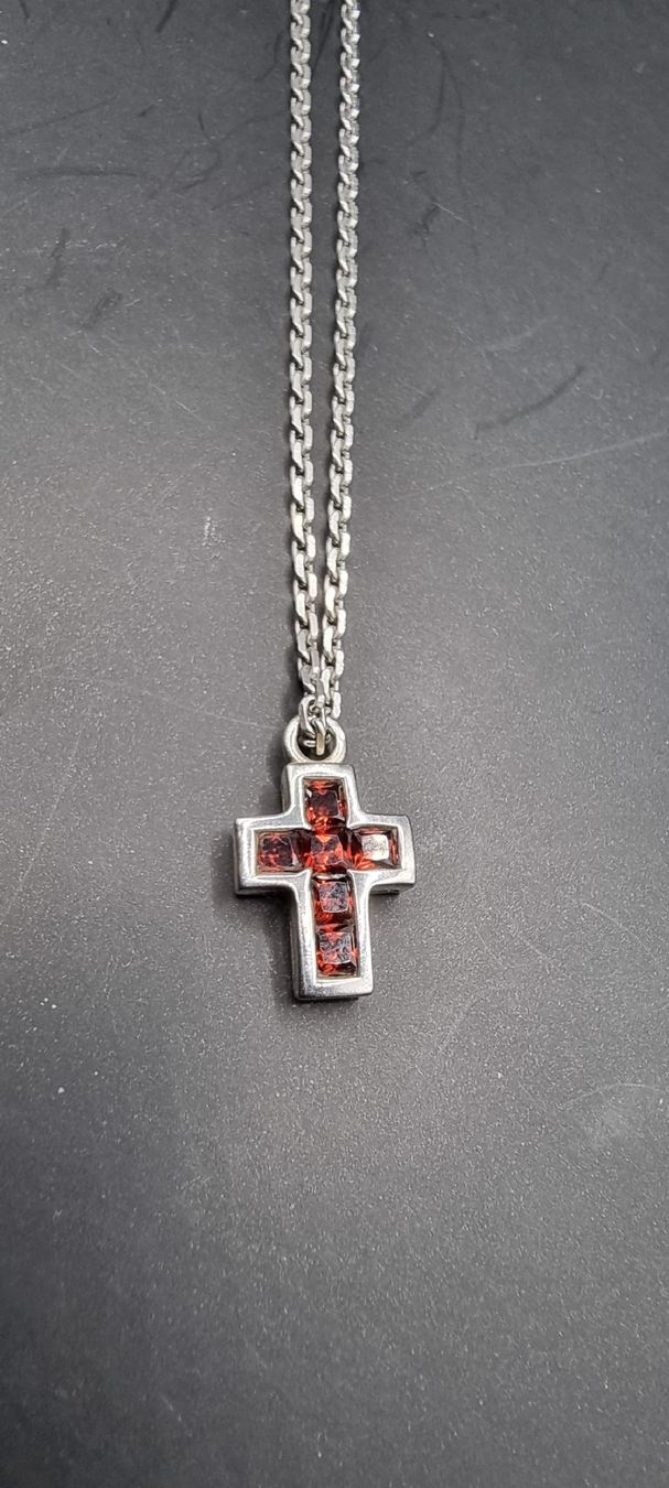 Catenine: Silberkette mit Kreuz Anhänger – Usato da Kreuzlingen venduto da Vitali_93